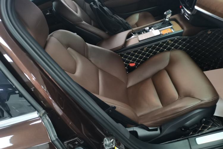 Used Volvo S90 2019 T5 Zhiya Edition
