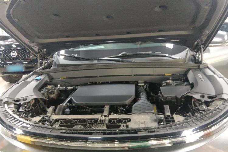 Used Li Auto L8 2023 Air model
