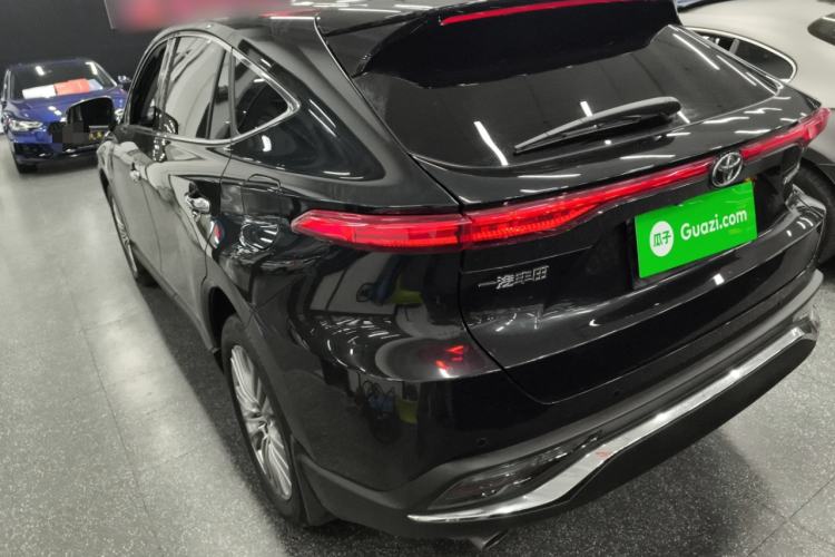 Used Toyota Harrier 2022 2.0L CVT Two-Wheel Drive Deluxe Edition