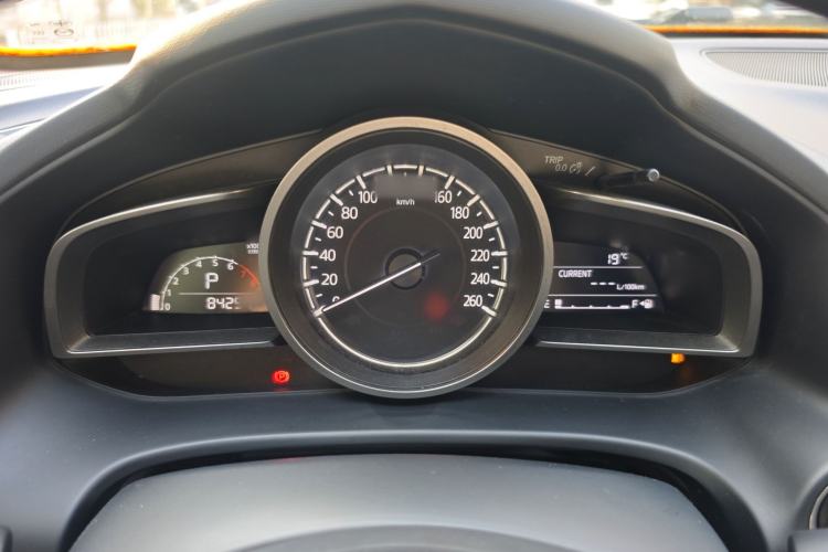 Used Mazda CX-4 2018 2.0L Automatic Two-Wheel Drive Blue Sky Premium Upgrade Version China VI Standard
