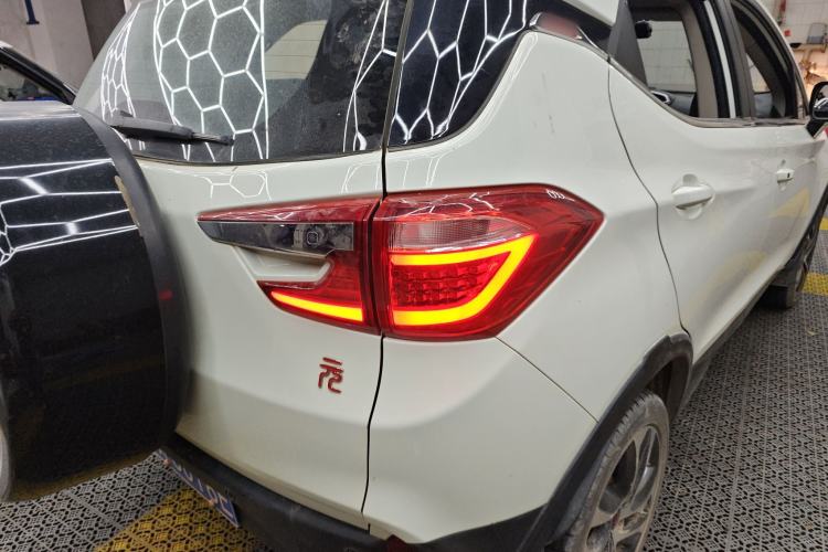 Used BYD Yuan 2016 1.5L Automatic Luxury Version
