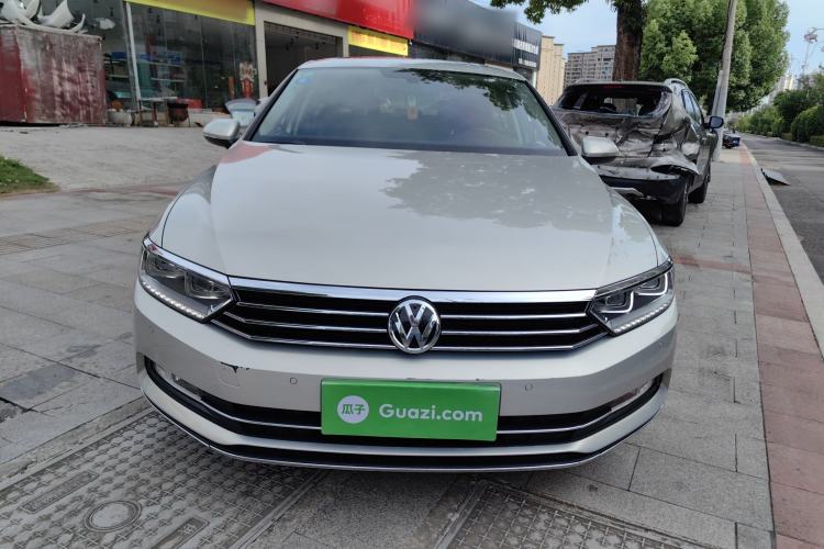 Used Volkswagen Magotan 2019 330TSI DSG Luxury Version China VI Standard
