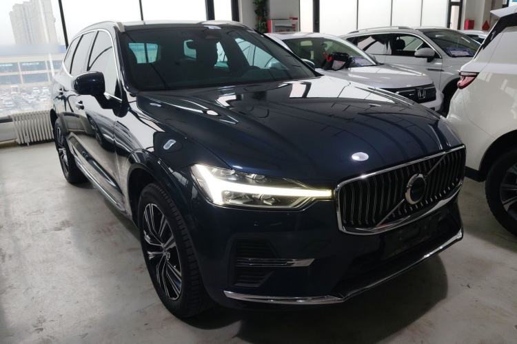 Used Volvo XC60 2022 B5 4x4 Smart Luxury Edition
