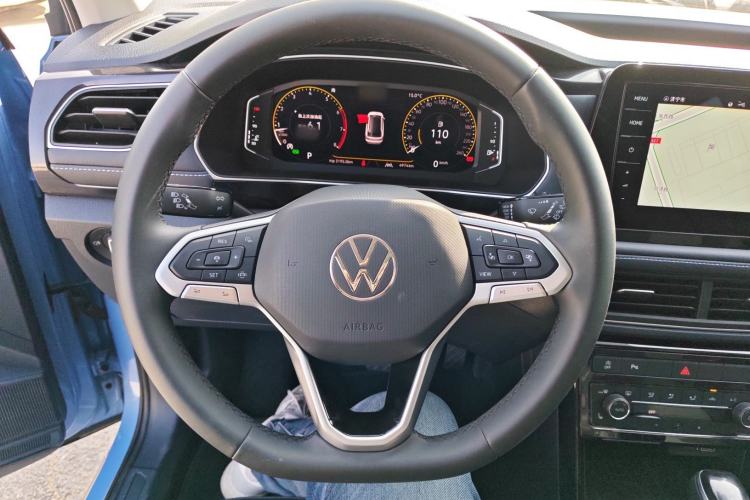 Used Volkswagen Tharu 2025 NewRui 300TSI Prestige Edition
