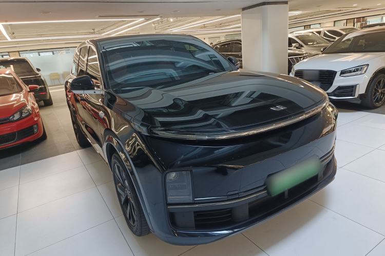 Used Li Auto L8 2023 Pro Model
