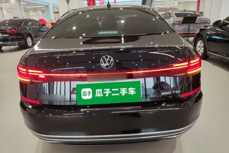 Used Volkswagen Passat 2024 380TSI Dragon Glory Edition
