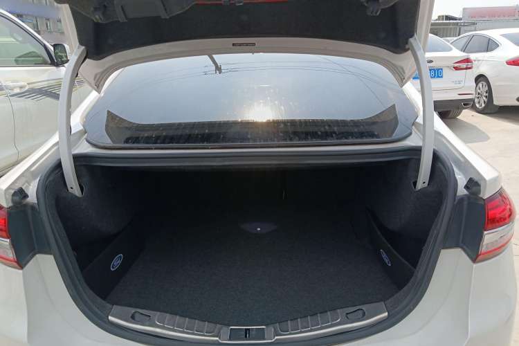 Used Ford Mondeo 2017 EcoBoost 200 Stylish Model
