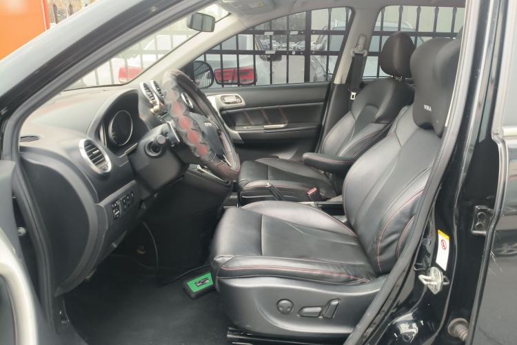 Used Haval H6 2016 Upgraded Model 1.5T Automatic Two-Wheel Drive Prestige Version
