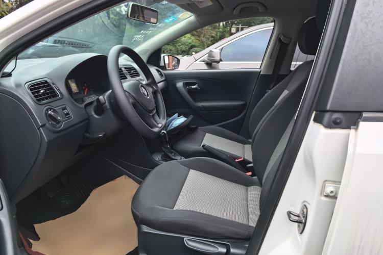 Used Volkswagen Polo 2016 1.4L Automatic Trendy Model
