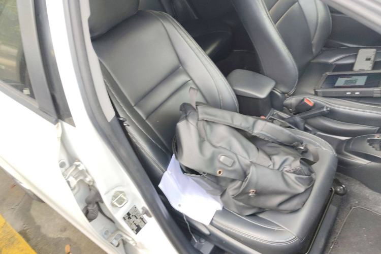 Used Toyota YARiS L 2016 Revised 1.5E CVT Charming Edition
