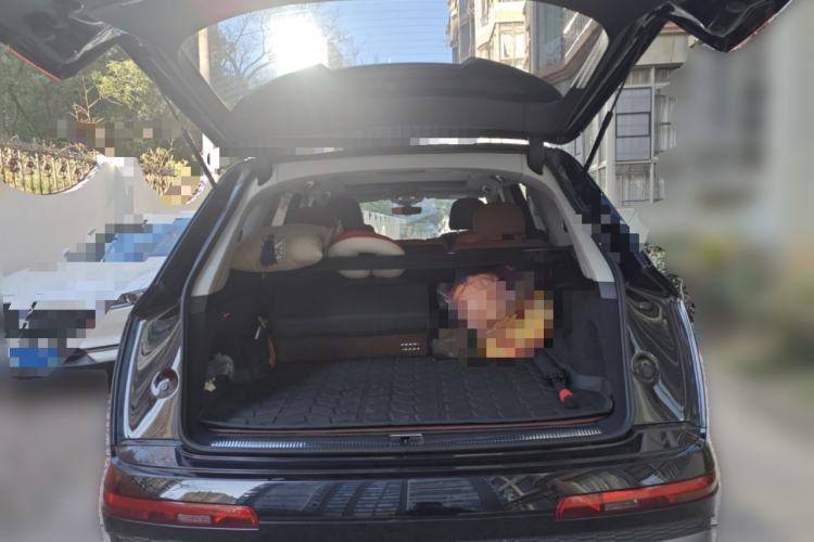 Used Audi Q7 2021 55 TFSI quattro S line Sport model