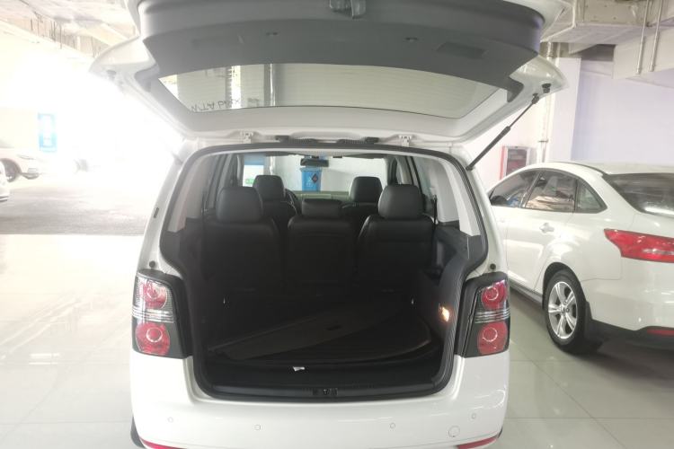 Used Volkswagen Touran 2015 1.4T DSG Comfort Edition 5 Seats
