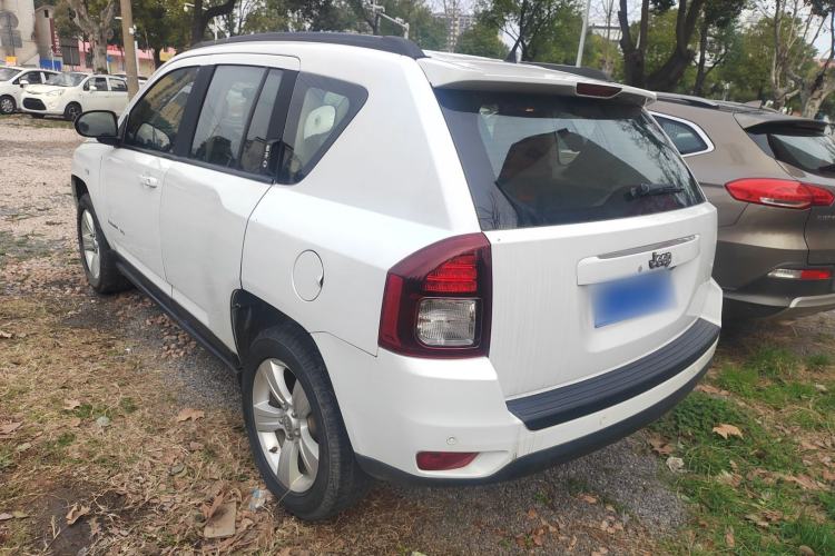 Used Jeep Compass (Import) 2015 2.0L two-wheel drive sport version