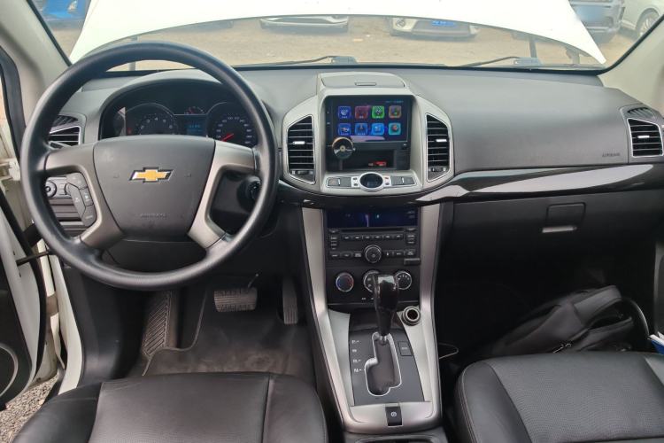 Used Chevrolet Captiva 2015 2.4L Two-Wheel Drive Urban Version 7 Seats
