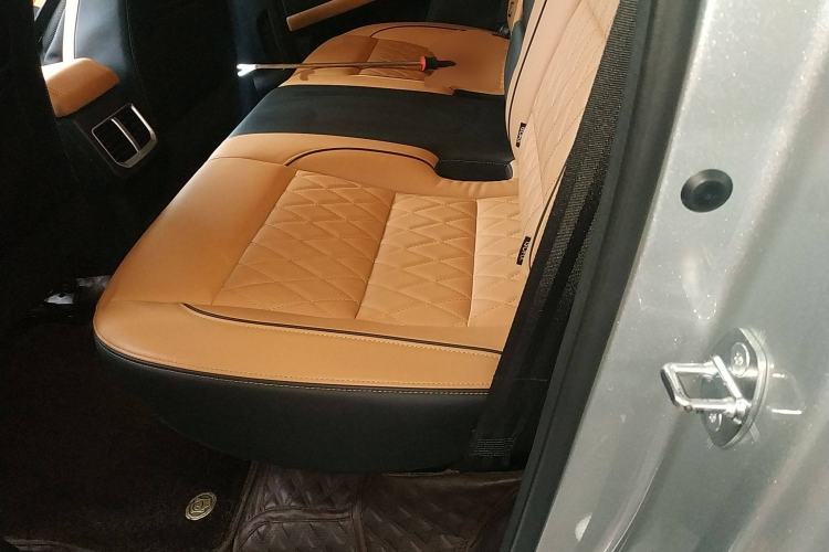 Used Great Wall Poer 2021 2.0T Global Version Automatic Diesel 4x4 Sporty Standard Cab GW4D20M
