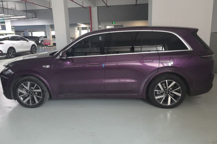 Used Li Auto L8 2023 Pro Model
