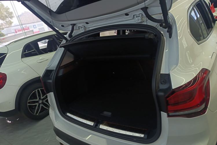 Used BMW X1 2021 Restyled sDrive25Li Leading Edition
