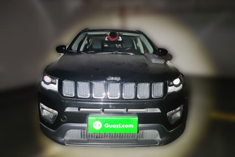 Used  Compass 2017 200T Automatic Family Edition