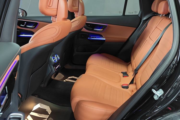 Used Mercedes-Benz GLC 2024 Refreshed GLC 300 L 4MATIC Dynamic Version 5 Seats