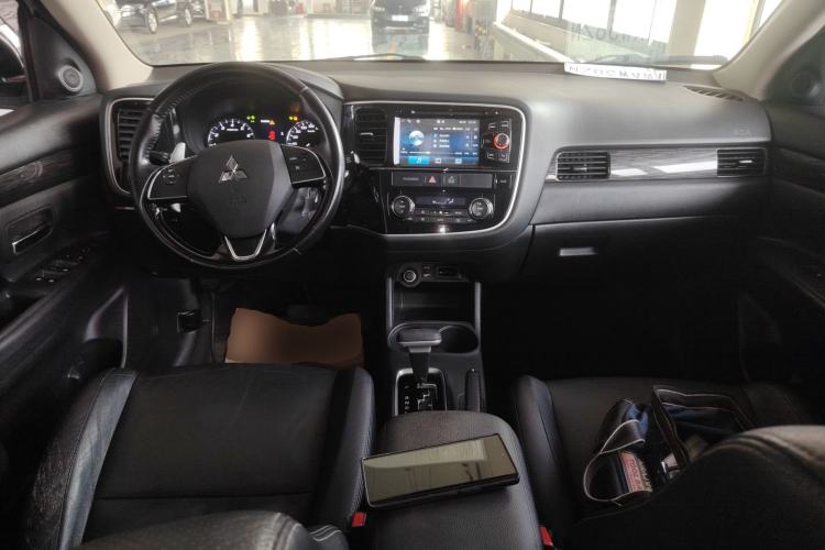 Used Mitsubishi Outlander 2016 2.4L 4x4 Elite Edition 5 Seats