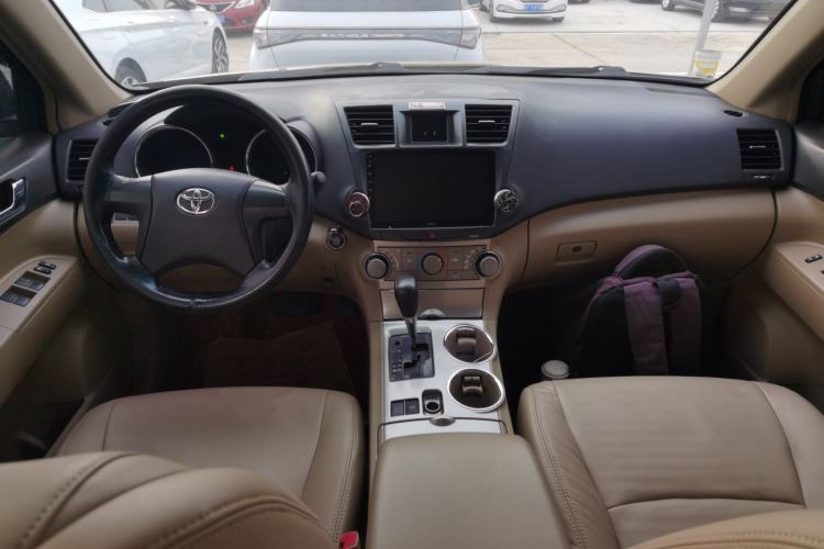 Used Toyota Highlander 2012 2.7L 2WD 5-Seater Elite Edition
