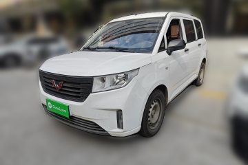 Used Wuling Hongguang PLUS 2019 1.5T Manual Standard Edition 5 Seats