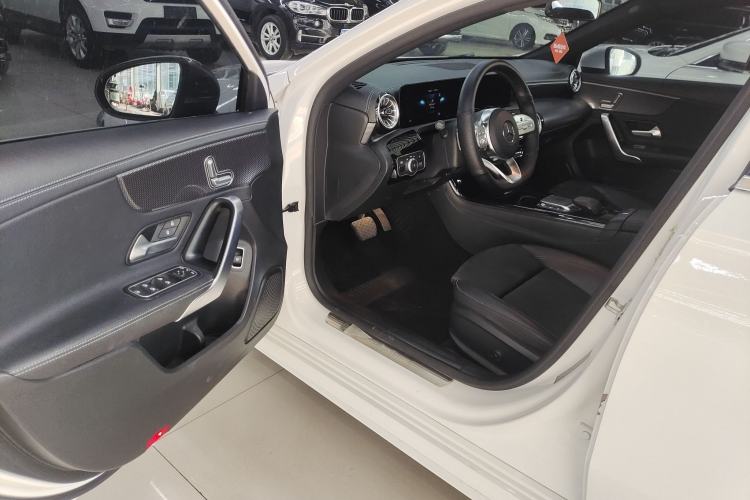 Used Mercedes-Benz A-Class 2021 A 200 L Sport Sedan Fashion Model