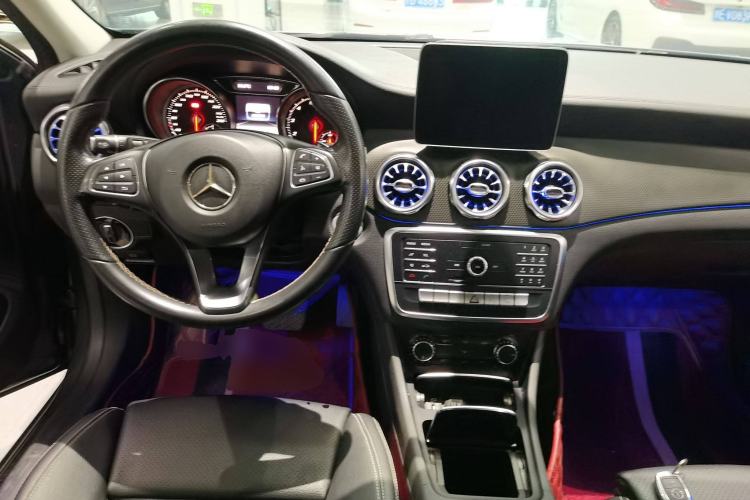 Used Mercedes-Benz GLA 2018 GLA 200 Fashion Model