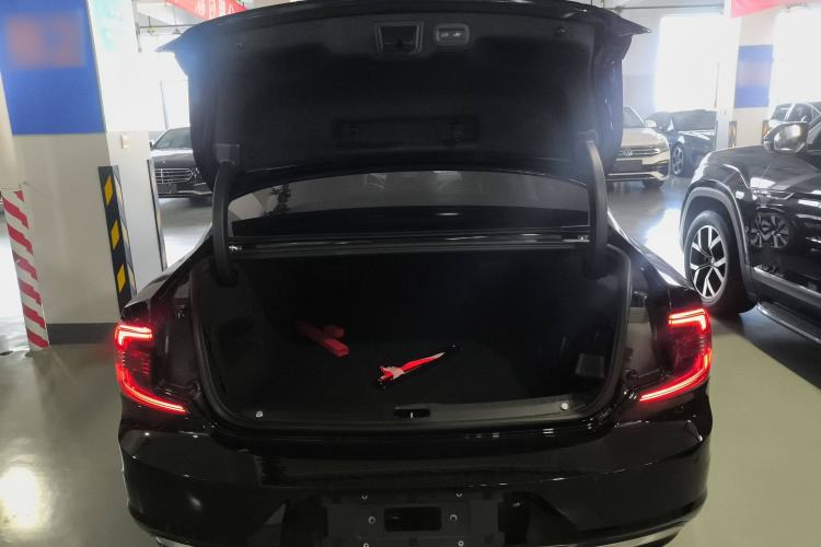 Used Volvo S90 New Energy 2024 Plug-in Hybrid Four-Wheel Drive Long-Range Luxury Smart Edition
