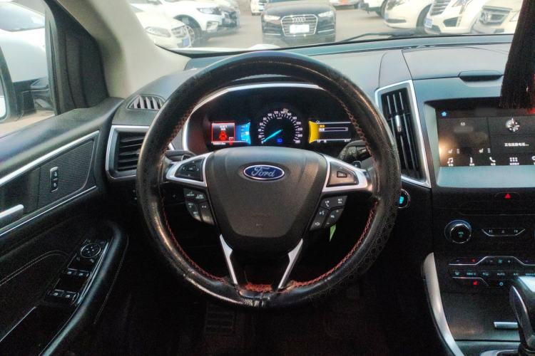 Used Ford Edge 2016 EcoBoost 245 Two-Wheel-Drive Titanium 7-Seater