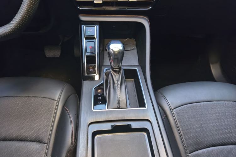 Used Roewe i5 2023 1.5L CVT Luxury Edition