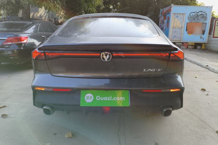 Used Changan UNI-V 2022 1.5T Prestige Version