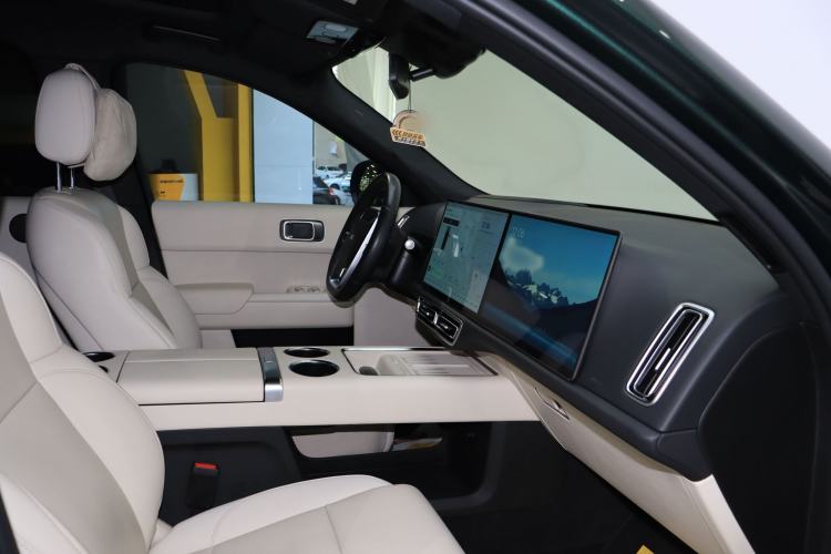 Used Li Auto L9 2024 Ultra Model
