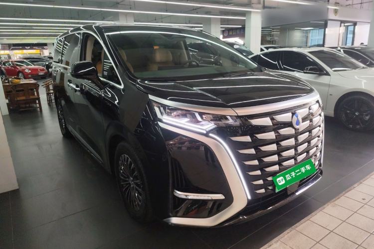 Used Denza D9 2022 DM-i 970 Four-Wheel Drive Flagship Model