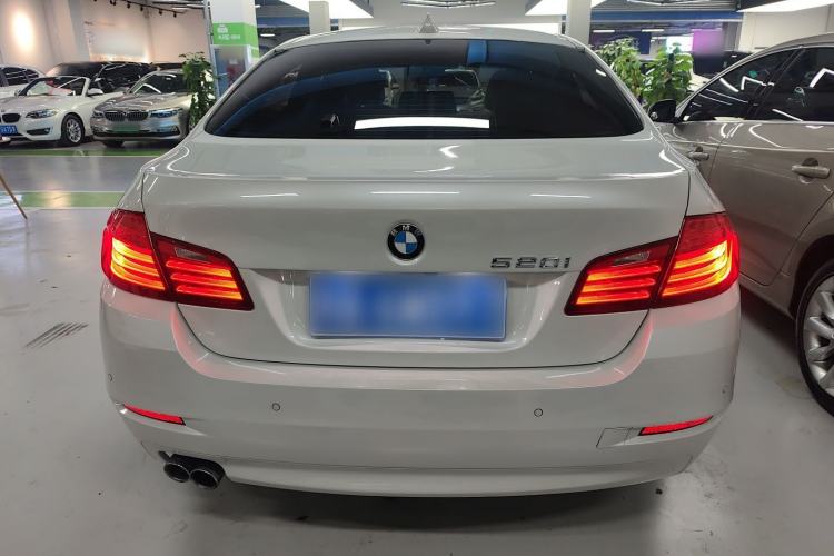 Used BMW 5 Series 2014 520i Elegant Edition
