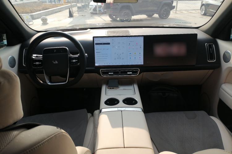 Used Li Auto L7 2023 Air model
