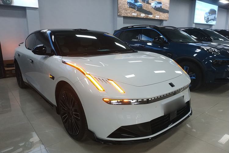 Used Lynk & Co Lynk & Co 10 EM-P 2025 Model 240 All-Wheel Drive Ultra—Sport Edition
