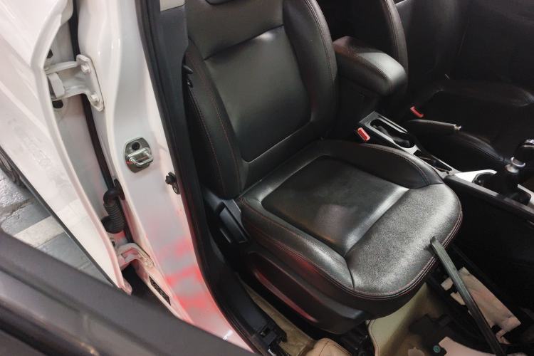 Used  Refine S3 2016 1.5L Manual Luxury Smart Version