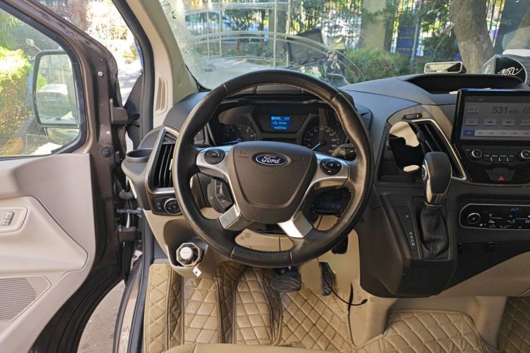 Used Ford Tourneo Custom 2017 2.0T Automatic Elite Version
