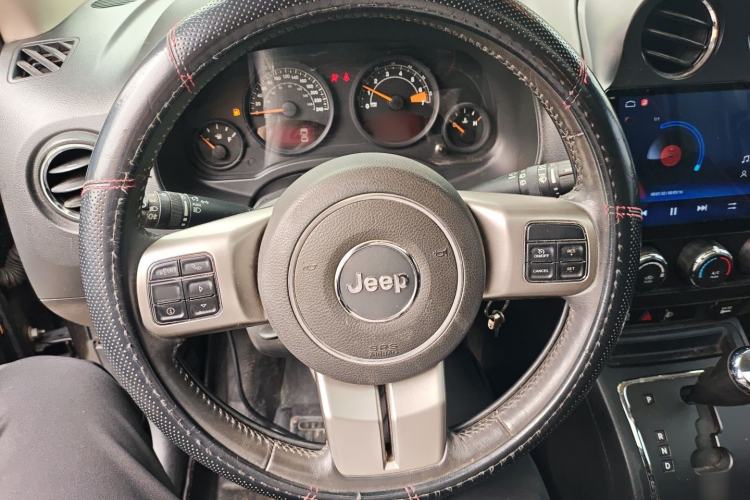 Used  Patriot 2014 2.0L Sport Enhanced Edition
