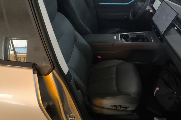 Used XPeng G6 2025 625 Long-Range Max Flagship Edition