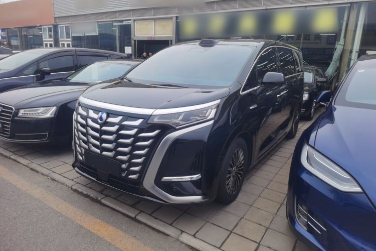 Used Denza D9 2025 DM-i Smart Drive 1020 Four-Wheel Drive Premium Model