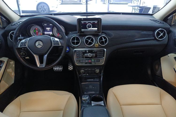 Used Mercedes-Benz GLA 2015 GLA 200 Fashion Model