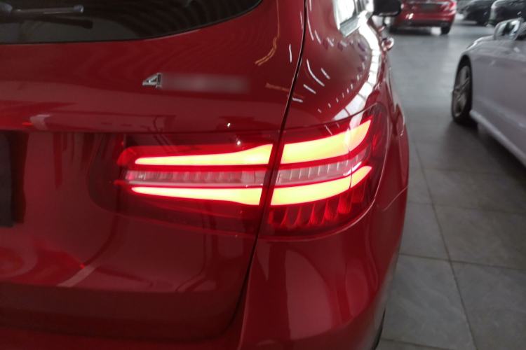 Used Mercedes-Benz GLC 2016 GLC 260 4MATIC Dynamic Edition
