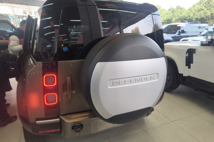 Used Land Rover Defender 2021 110 P400 X