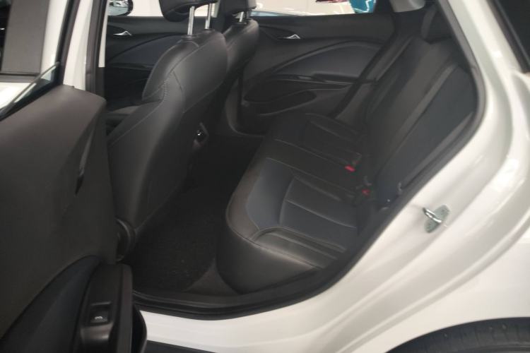 Used Buick Velite 6 2023 430km Range Commuter Version
