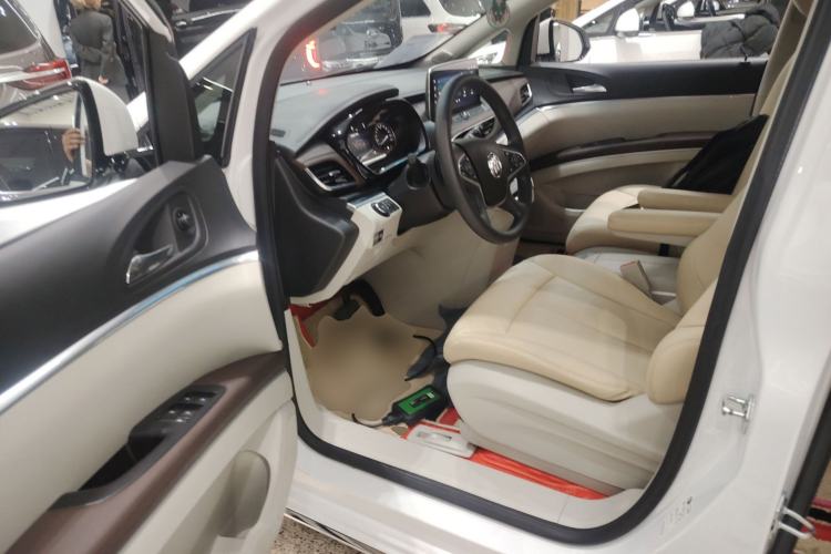 Used Buick GL8 2023 Land Executive Class Smart Enjoyment Model
