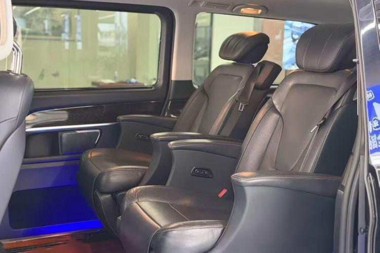 Used Mercedes-Benz V-Class 2018 V 260 L Prestige Extended Version China VI