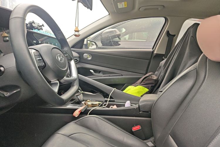 Used Hyundai Elantra 2022 1.5L CVT LUX Prestige Edition