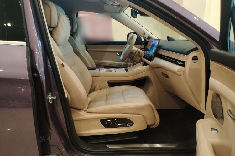 Used Hima AITO M5 2025 Extended-Range Ultra All-Wheel-Drive Version
